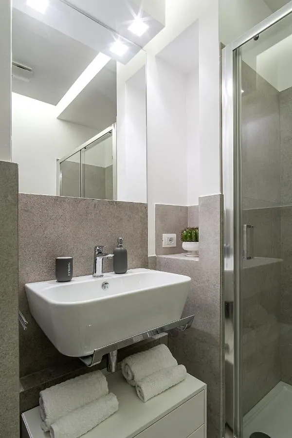 Colapesce Apartment Syracuse